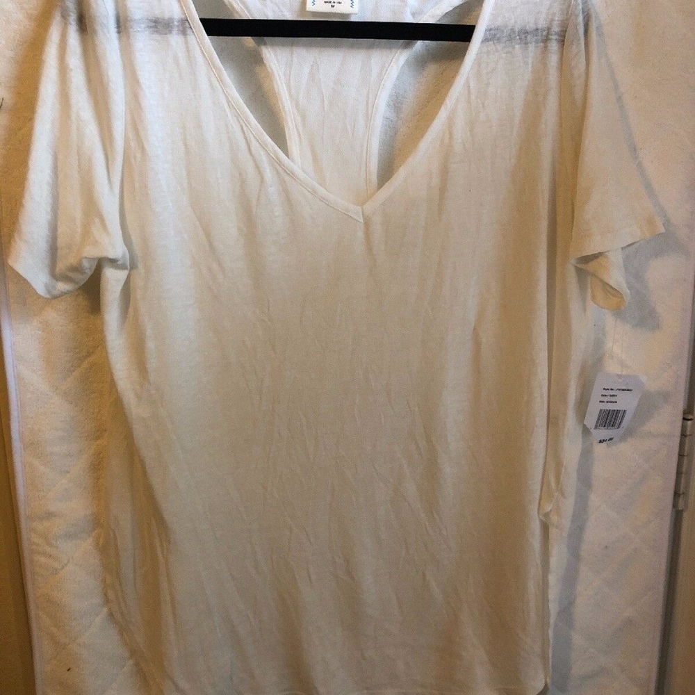 H.I.P. Ivory Tee Sz Medium